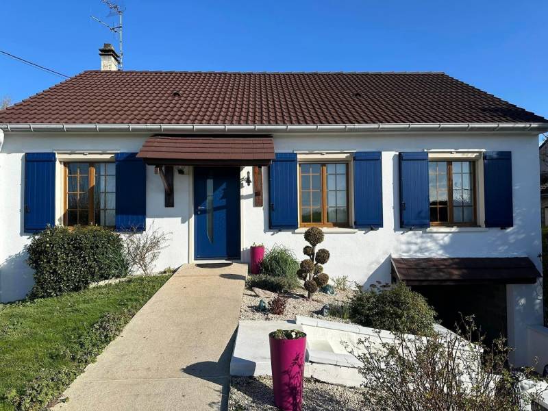 Artisan installateur de volets battants en PVC avec barres horizontales sans écharpe à Portet-sur-Garonne