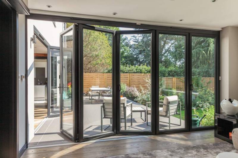 Installateur de baie vitrée pliante à Balma